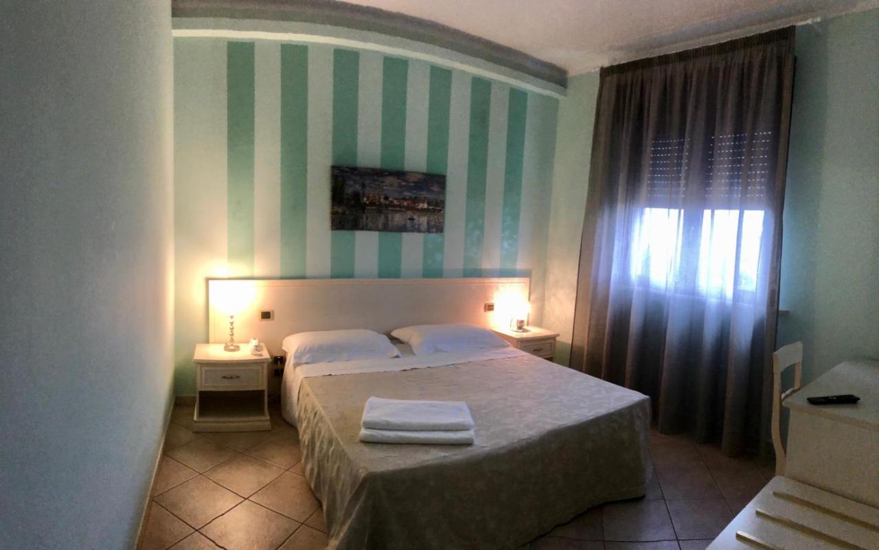 Pensione Degli Ulivi Porto Sant'Elpidio Bagian luar foto