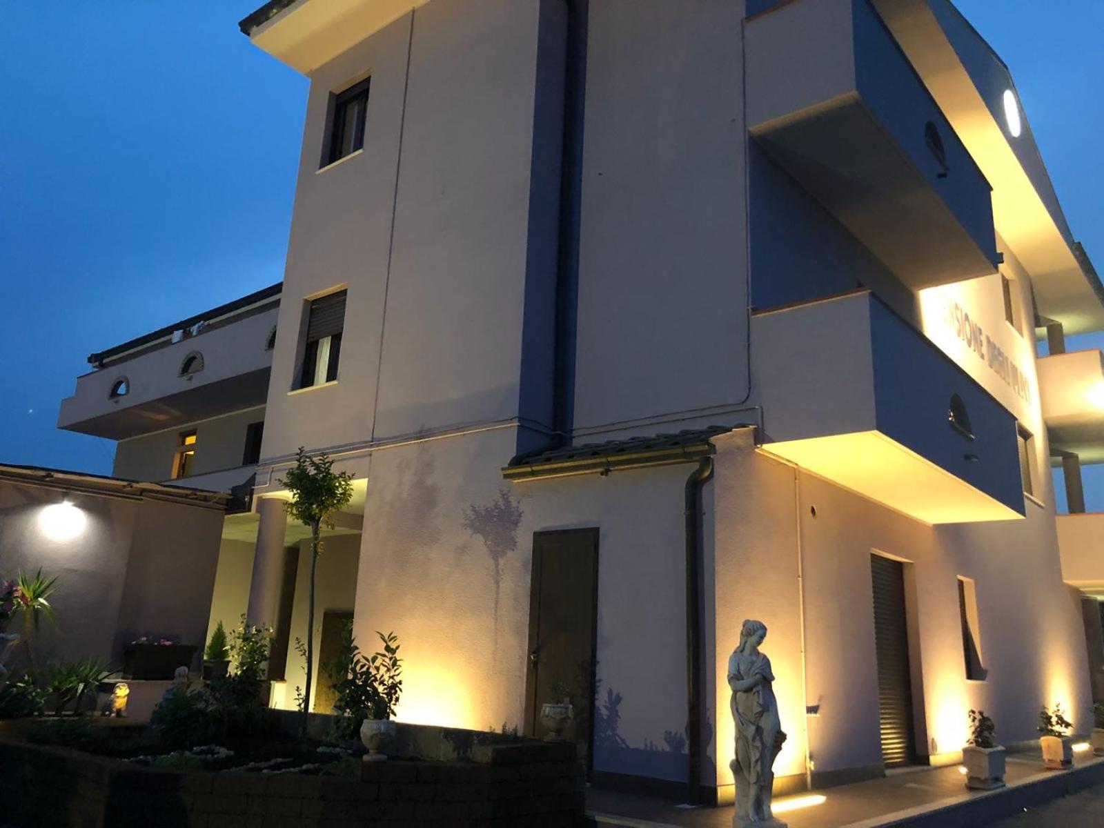 Pensione Degli Ulivi Porto Sant'Elpidio Bagian luar foto
